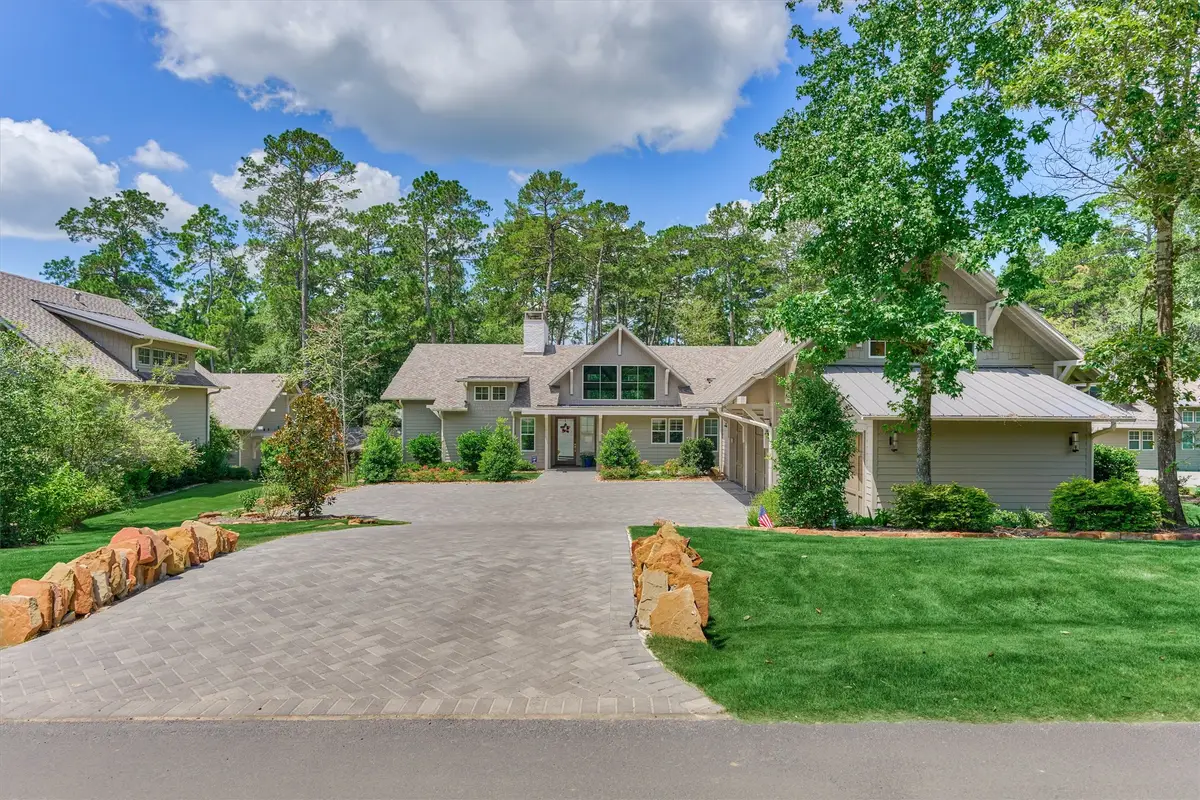 26327 Jacks Barn Rd, Montgomery, TX 77316 - #1