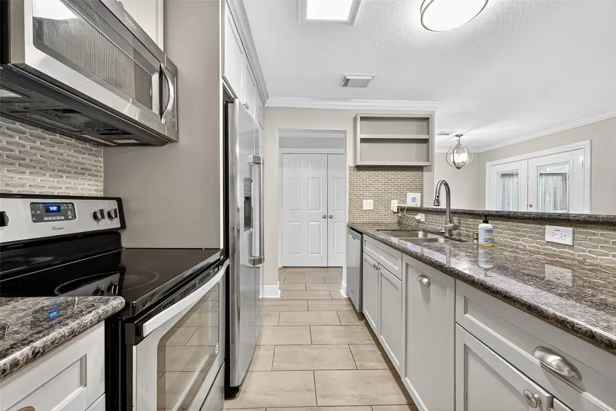 711 Worthshire Street, Houston, TX 77008 - Image #2