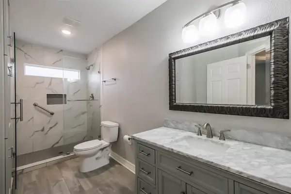 809 Vincent Street, Houston, TX 77009