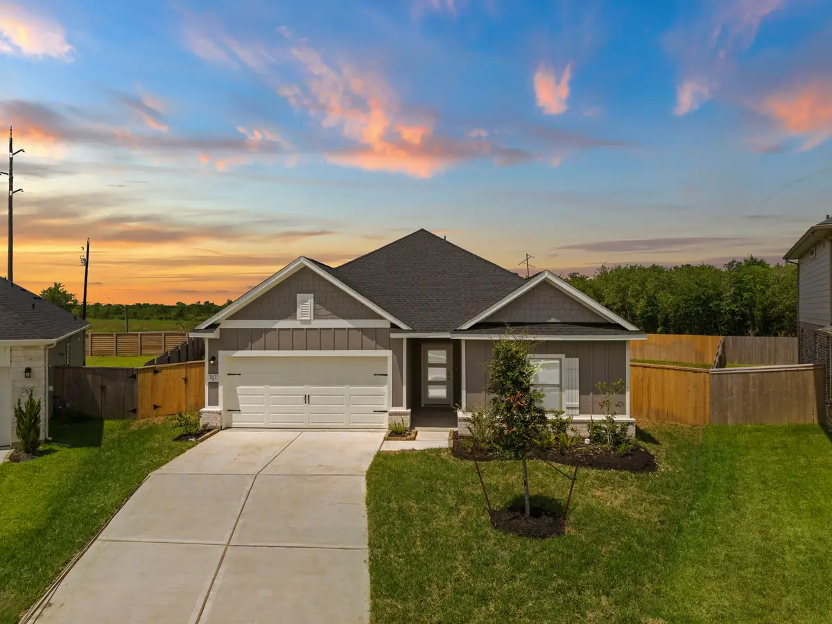202 Orchard Laurel Drive, Alvin, TX 77511 - #1