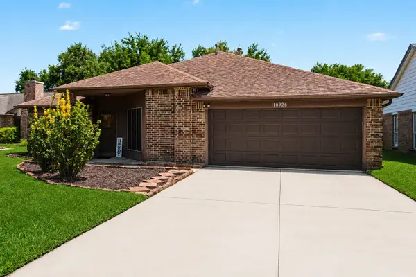 10926 Collingswood Drive, La Porte, TX 77571
