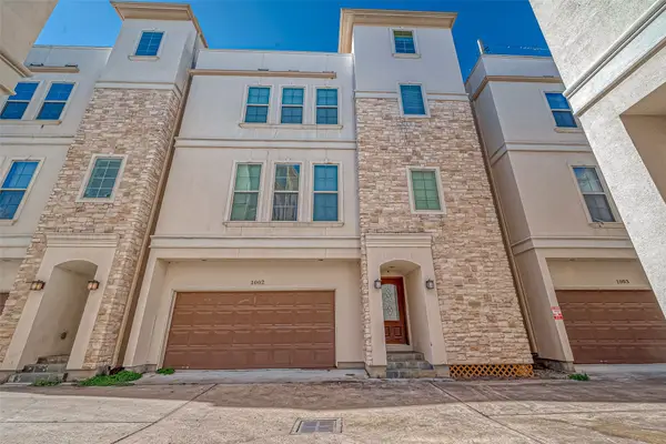 5226 Kiam Street #1002, Houston, TX 77007