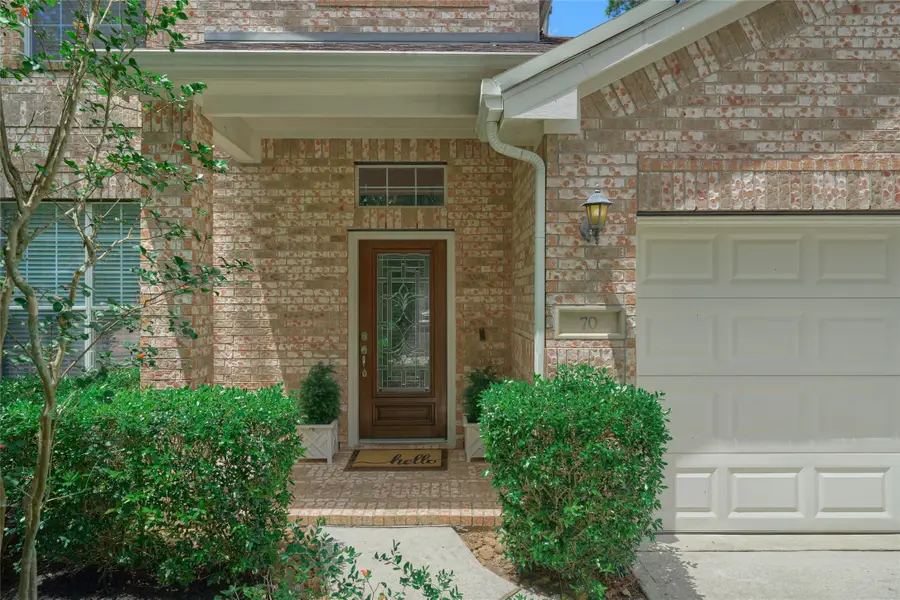 70 N Spinning Wheel Circle, The Woodlands, TX 77382 - #3