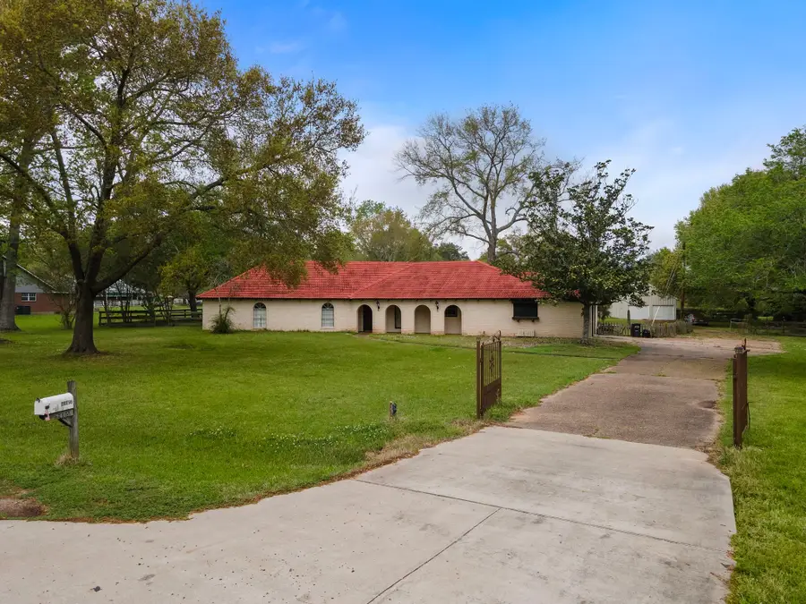 26050 Andy Lane, Magnolia, TX 77354 - Image #2