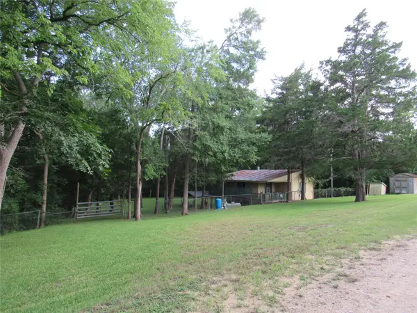 9491 Rocky Road, Bellville, TX 77418