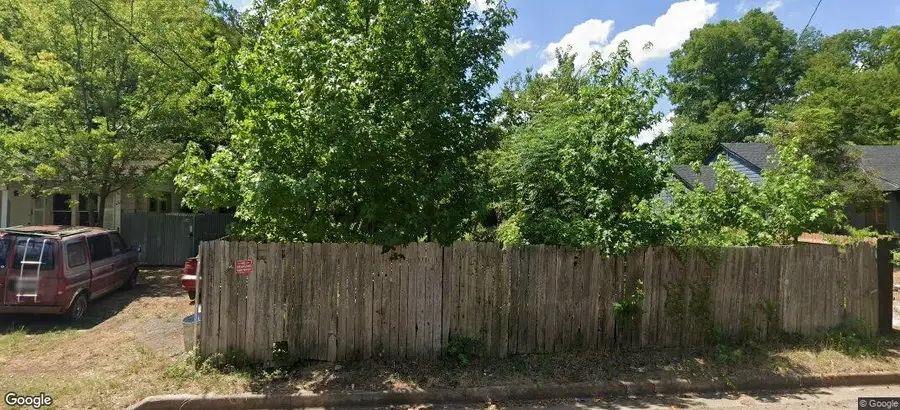 110 E Edgefield Avenue, Longview, TX 75602 - #3