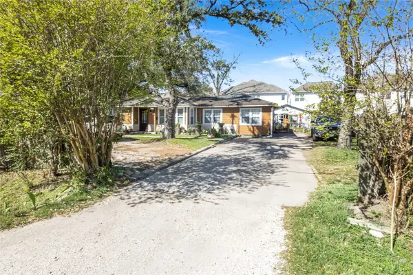 2205 Marnel Road, Houston, TX 77055