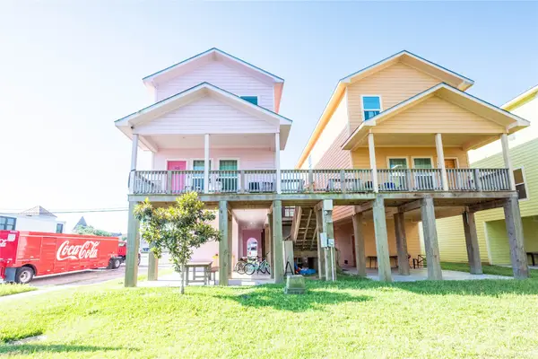 915 Moody Avenue, Galveston, TX 77550