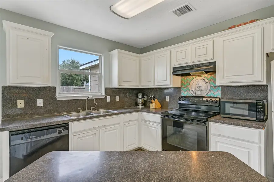 9022 Amberjack Drive, Texas City, TX 77591 - #3