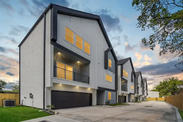 870 W Little York Road #B, Houston, TX 77091