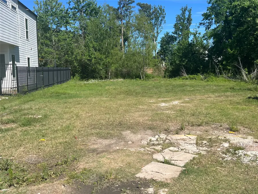 5802 Burt Street, Houston, TX 77091 - #2