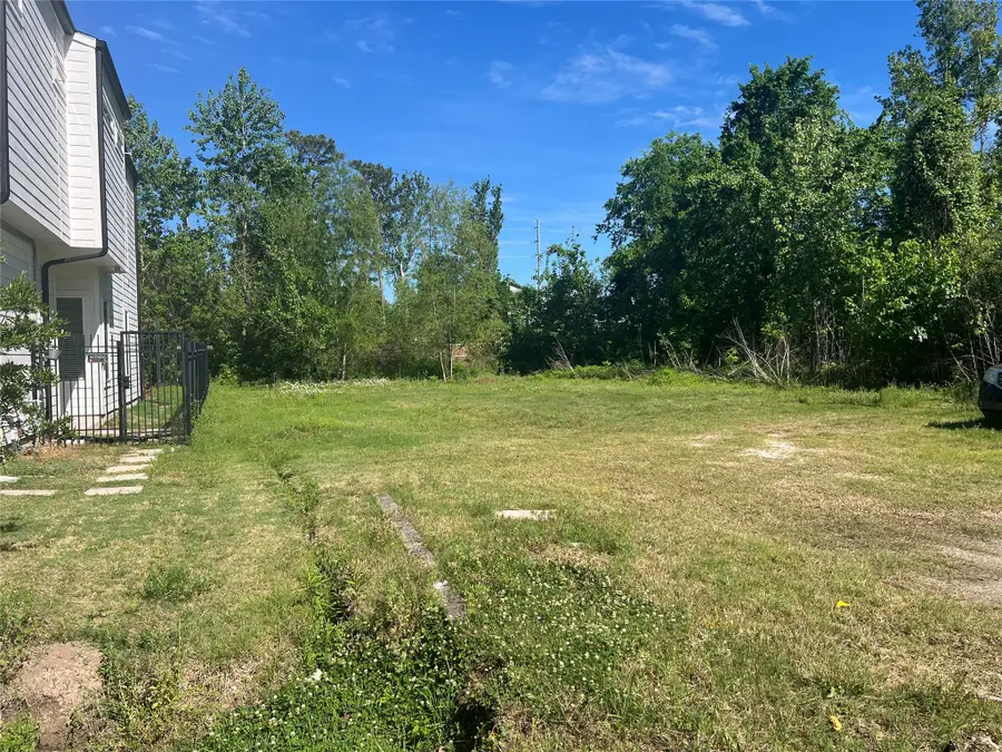 5802 Burt Street, Houston, TX 77091 - #3