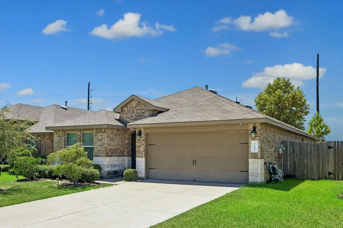 7542 Highland Chase Drive, Richmond, TX 77407 - #1