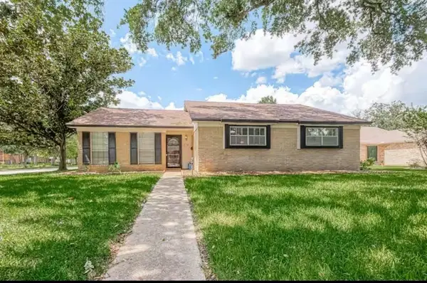 9654 Meadowland Drive, Houston, TX 77063