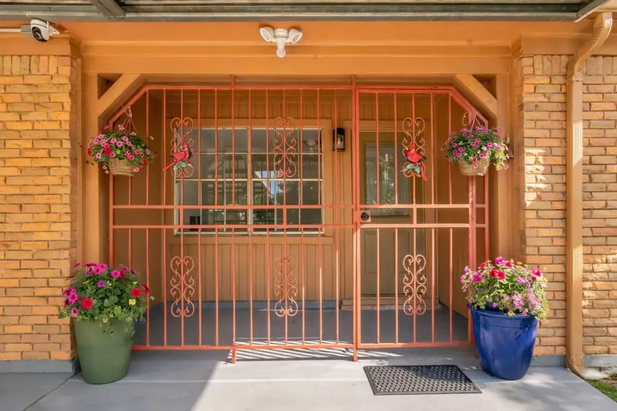 3922 Simsbrook Drive, Houston, TX 77045 - #3