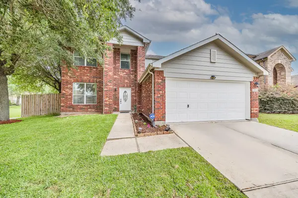19534 Remington Cross Drive, Houston, TX 77073