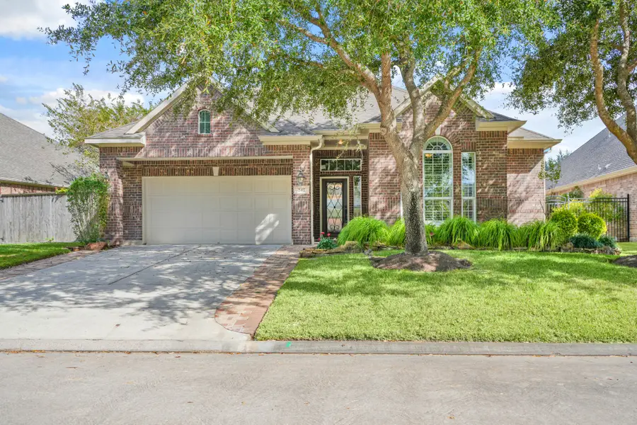 2417 E Tuschman, Pearland, TX 77581 - Image #2