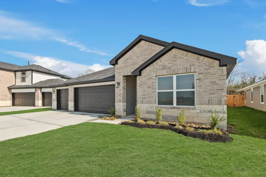 129 Wildflower Lane, Dayton, TX 77535 - #3