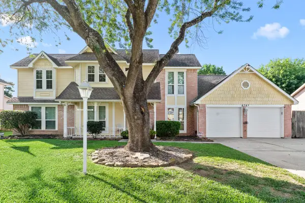 3707 Misty Ridge Dr Drive, Humble, TX 77396