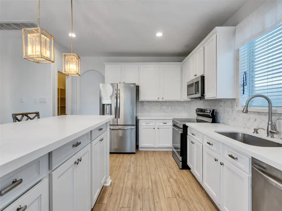 10723 Fletcher Bridge Lane, Sugar Land, TX 77498 - Image #3