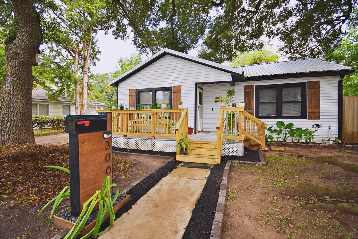 300 N Walnut Street, Wharton, TX 77488 - #1