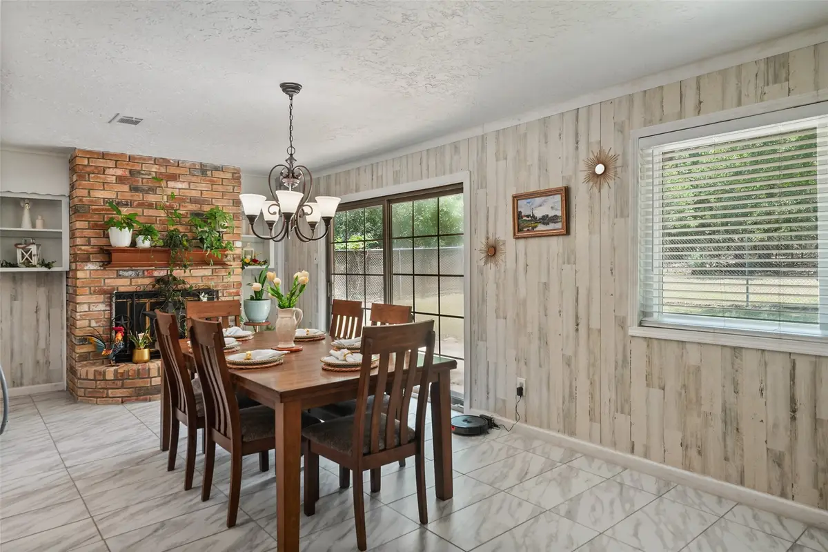 109 Didlake Road, Huntsville, TX 77340 - #1