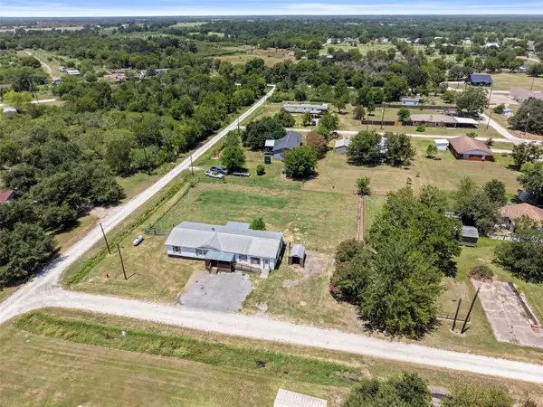 7470 Dallas Street, Iola, TX 77861