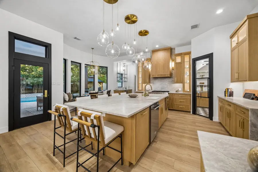 34 N Lansdowne Circle, The Woodlands, TX 77382 - #3