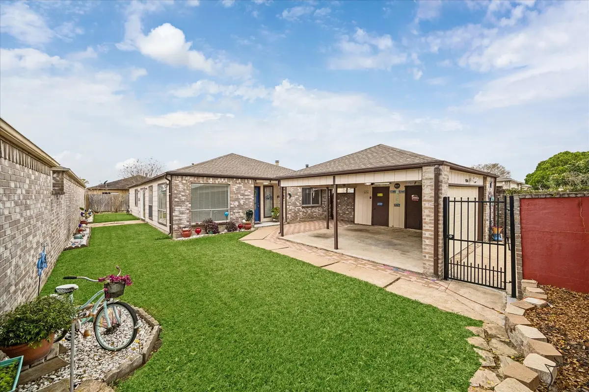 9306 Riverside Lodge Drive, Houston, TX 77083 - Image #1