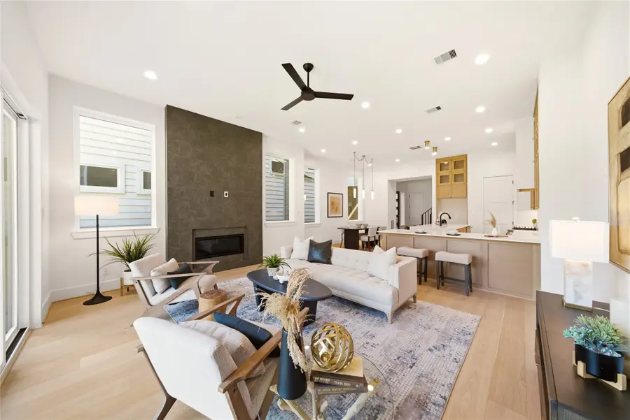 827 W 16th Street #B, Houston, TX 77008 - #3