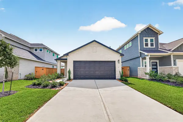 316 Stone Placa Trail, Brookshire, TX 77423