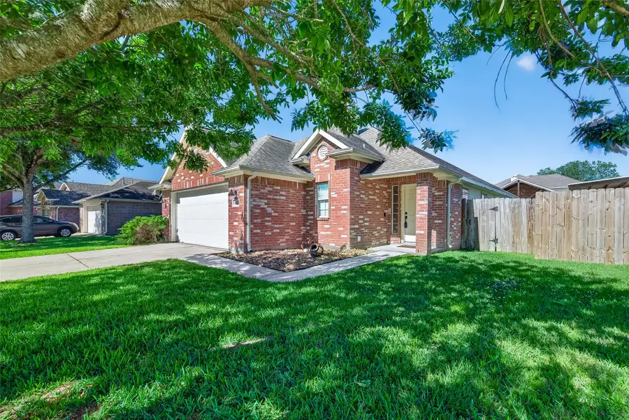 8223 Montego Bay Drive, Baytown, TX 77523 - #2