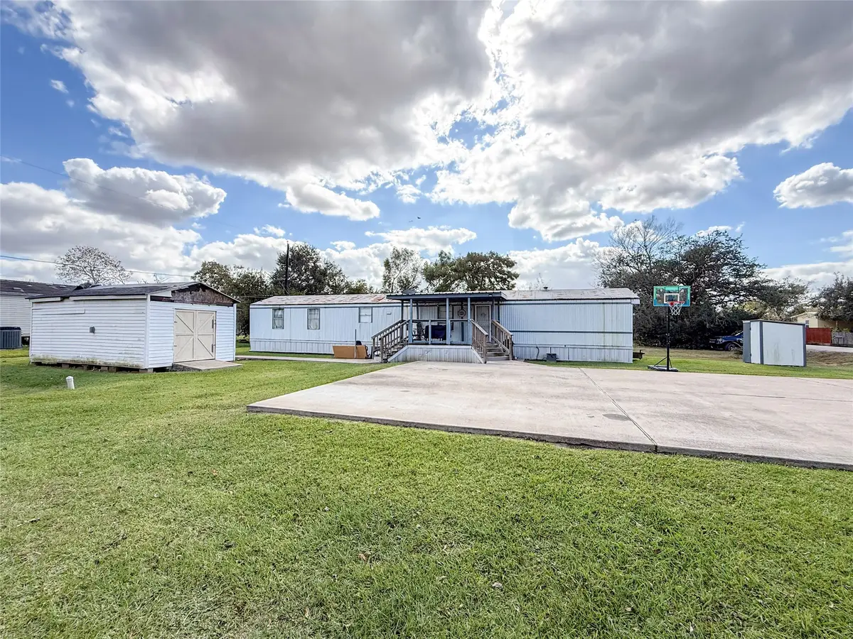 5803 Benny Street, Rosharon, TX 77583 - Image #1