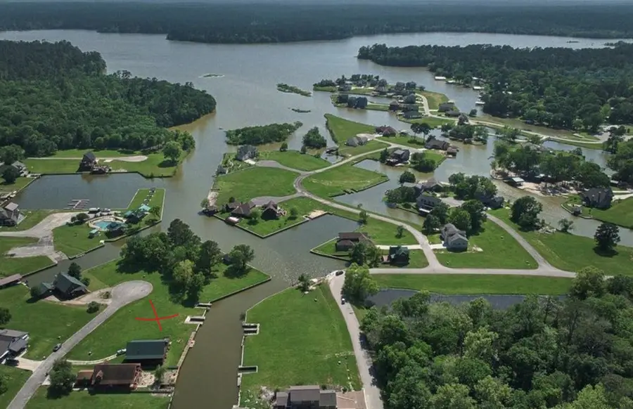 160 Wildwood Lake Drive N, Huntsville, TX 77340 - #3