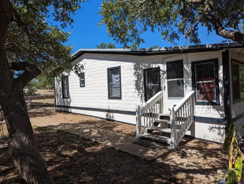 820 Bonita Drive, Blanco, TX 78606 - Image #3