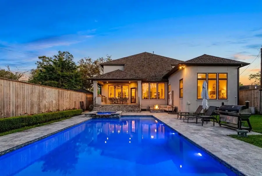 2111 Saxon Drive, Houston, TX 77018 - #2