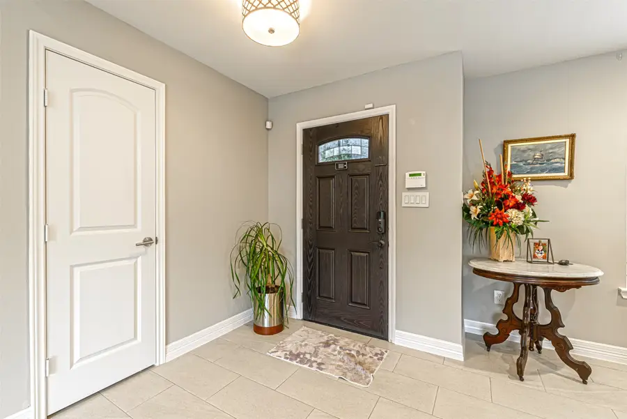 9214 Rangely Drive, Houston, TX 77055 - Image #3