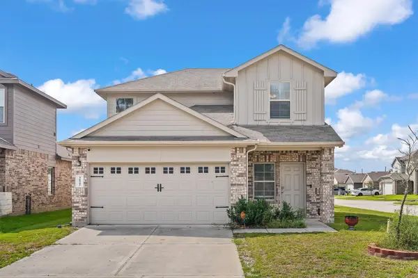 16902 Rich Pines Drive, Conroe, TX 77302