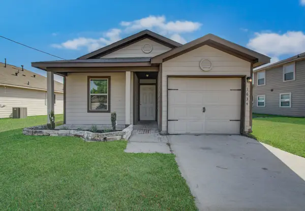 1634 Road 5102, Cleveland, TX 77327