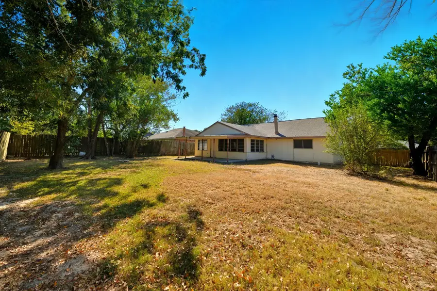 16957 Glen Eagle Drive, Conroe, TX 77385 - Image #3