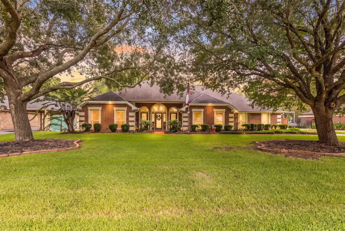1100 Dawnwood, Orange, TX 77632 - #1