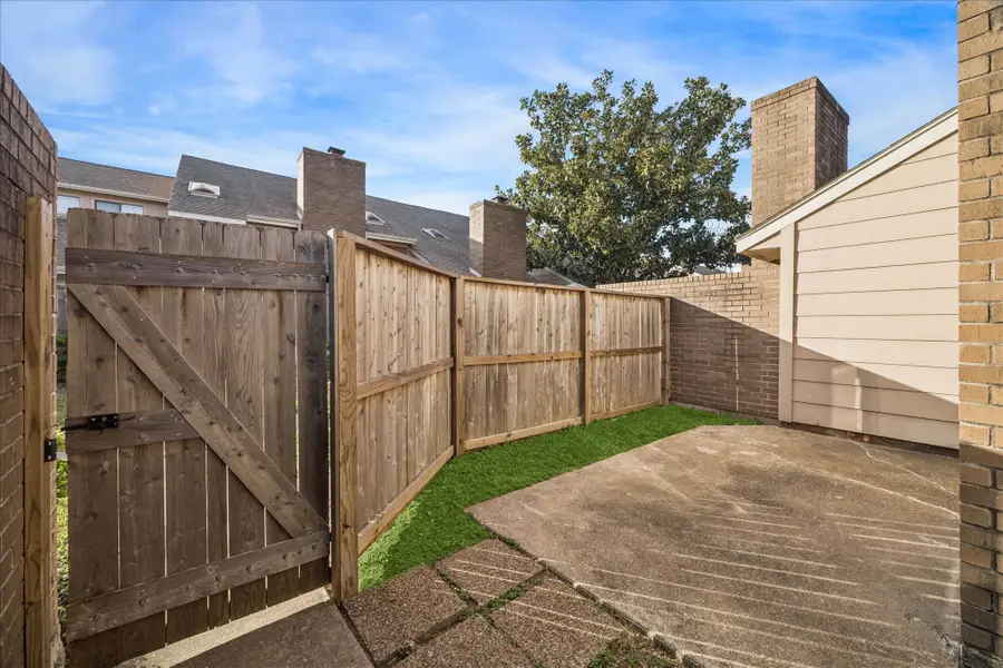 13832 Hollowgreen Drive #102, Houston, TX 77082 - Image #3