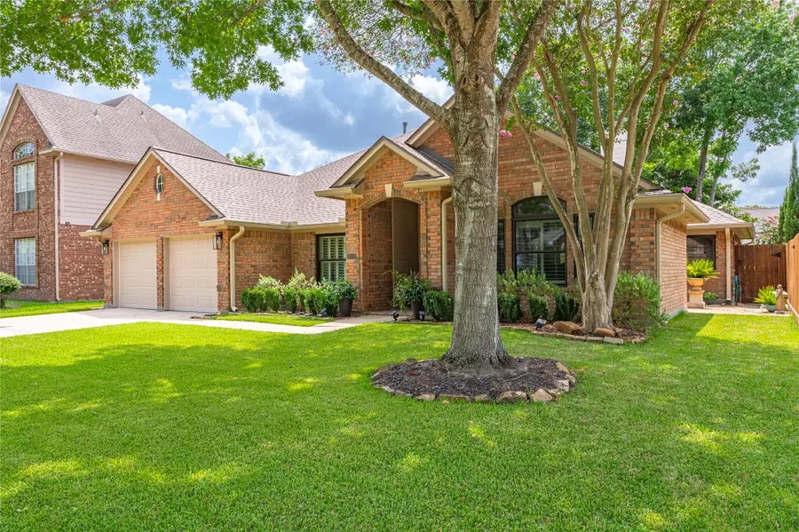 814 Maplewood Falls Court, Houston, TX 77062 - #2