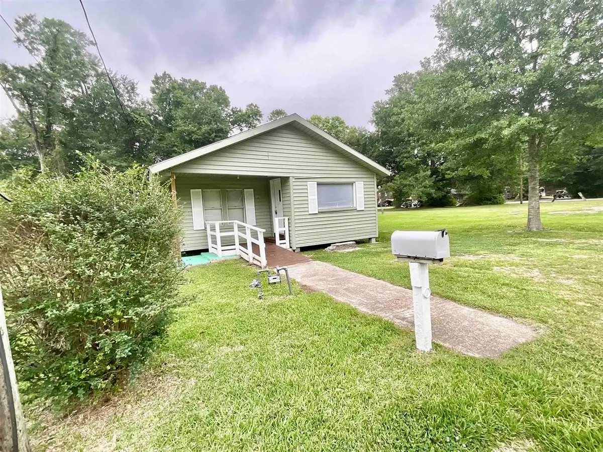 655 N 2nd Street, Silsbee, TX 77656 - #1