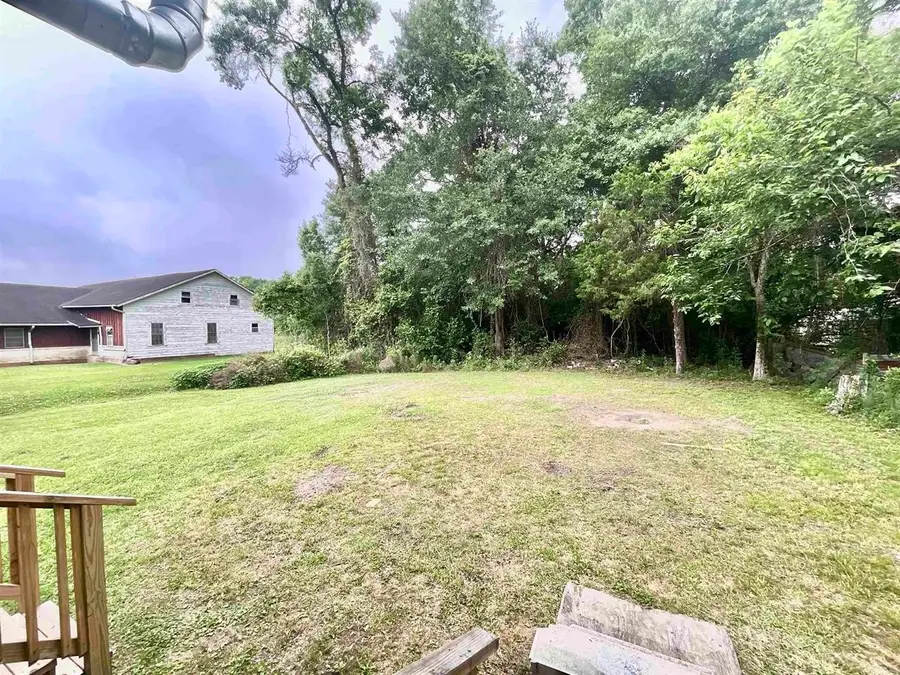 655 N 2nd Street, Silsbee, TX 77656 - #3