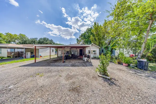 11002 La Crosse Street, Houston, TX 77029