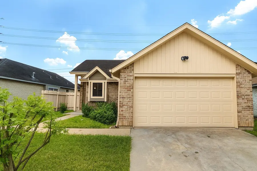 1922 Teakwood Street, Richmond, TX 77469 - Image #2