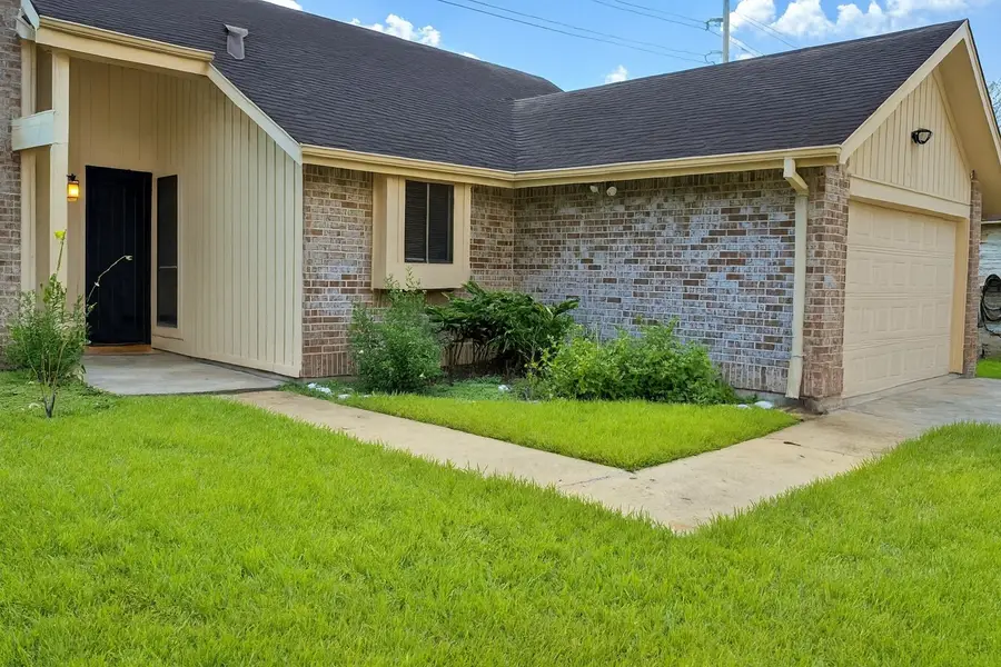 1922 Teakwood Street, Richmond, TX 77469 - Image #3