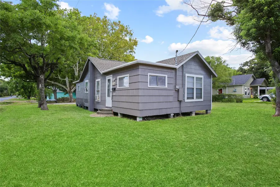 102 22nd Street N, Texas City, TX 77590 - #3