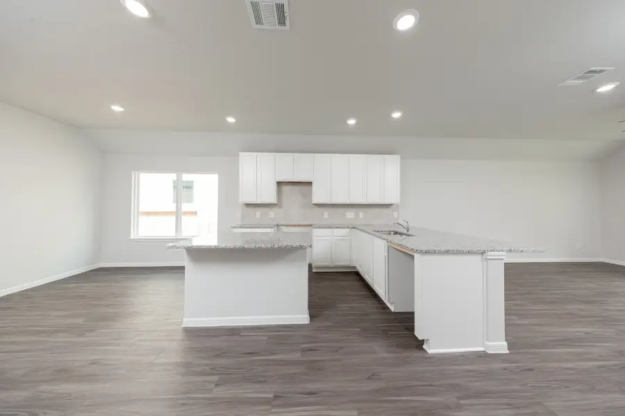 16912 Hazelnut Drive, Conroe, TX 77302 - Image #2